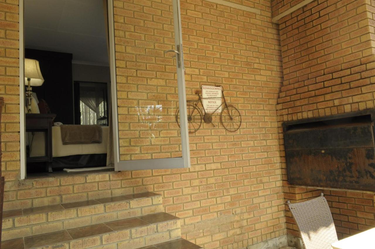@Home Guest House Rustenburg Exterior photo