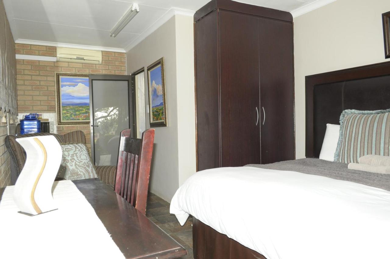 @Home Guest House Rustenburg Exterior photo