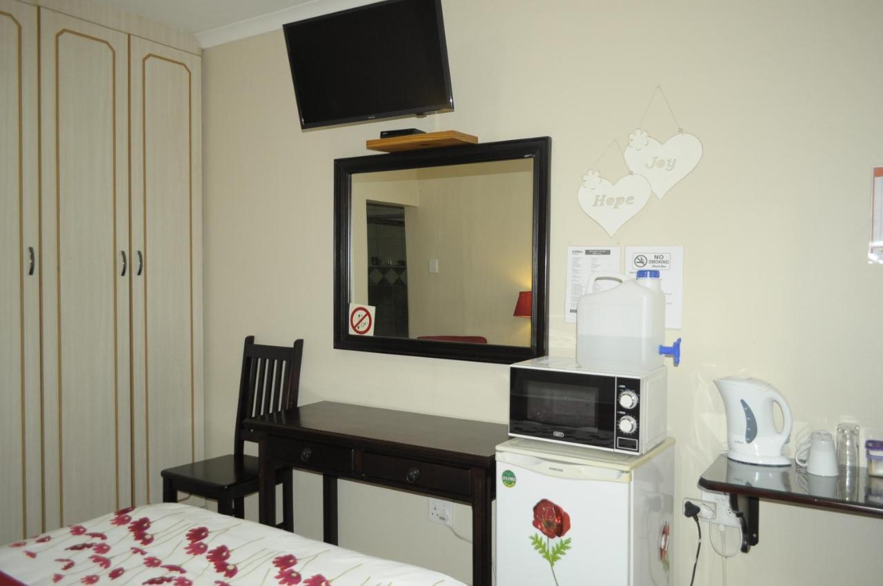 @Home Guest House Rustenburg Exterior photo