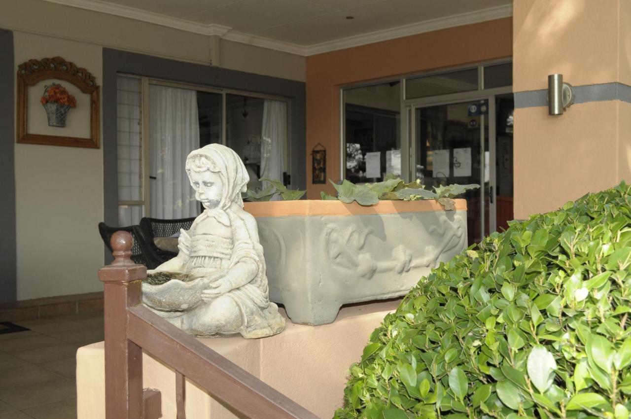 @Home Guest House Rustenburg Exterior photo